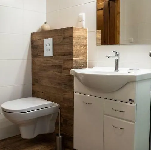 Goscinne Kami זקופאנה